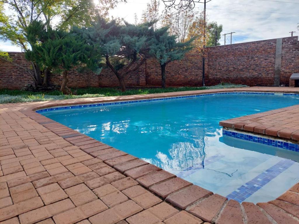 Aloes Guest House 62 On Meintjies Middelburg  Luaran gambar